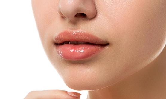 嘴唇也会反映人的整体健康状况 一定要引起重视