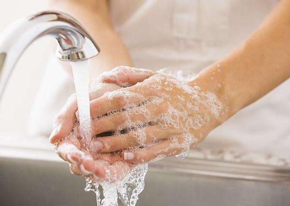 勤洗手对防疫感染新型冠状病毒有作用吗