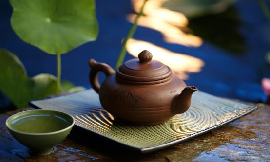 如何正确清洗紫砂壶 对于使用中的茶壶如何保养
