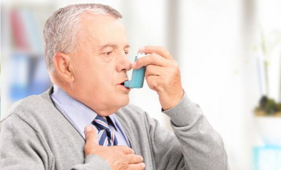 突发性哮喘的应急处理办法 能够舒缓突发性哮喘的动作